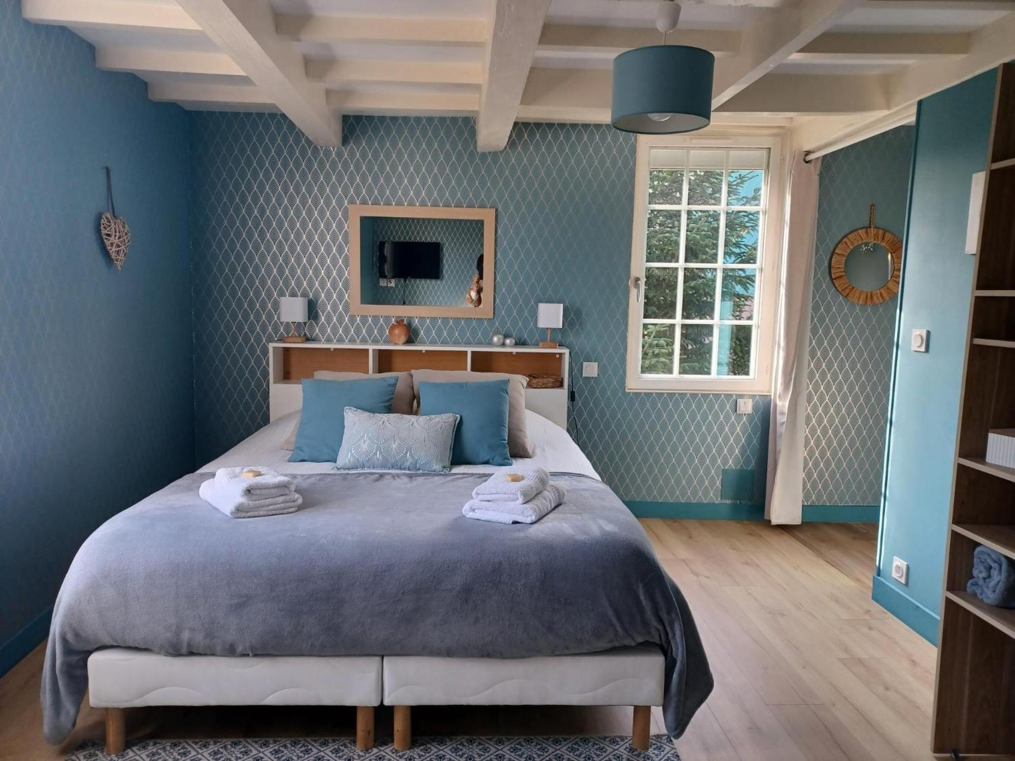 Les Pommiers Bed and Breakfast Honfleur Exteriör bild